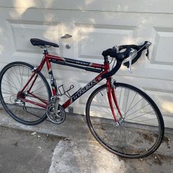 Trek 2000 SL Road Bicycle