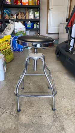 Craftsman adjustable stool