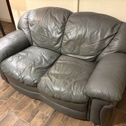 Loveseat