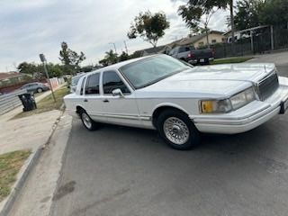1994 Ford Lincon town car