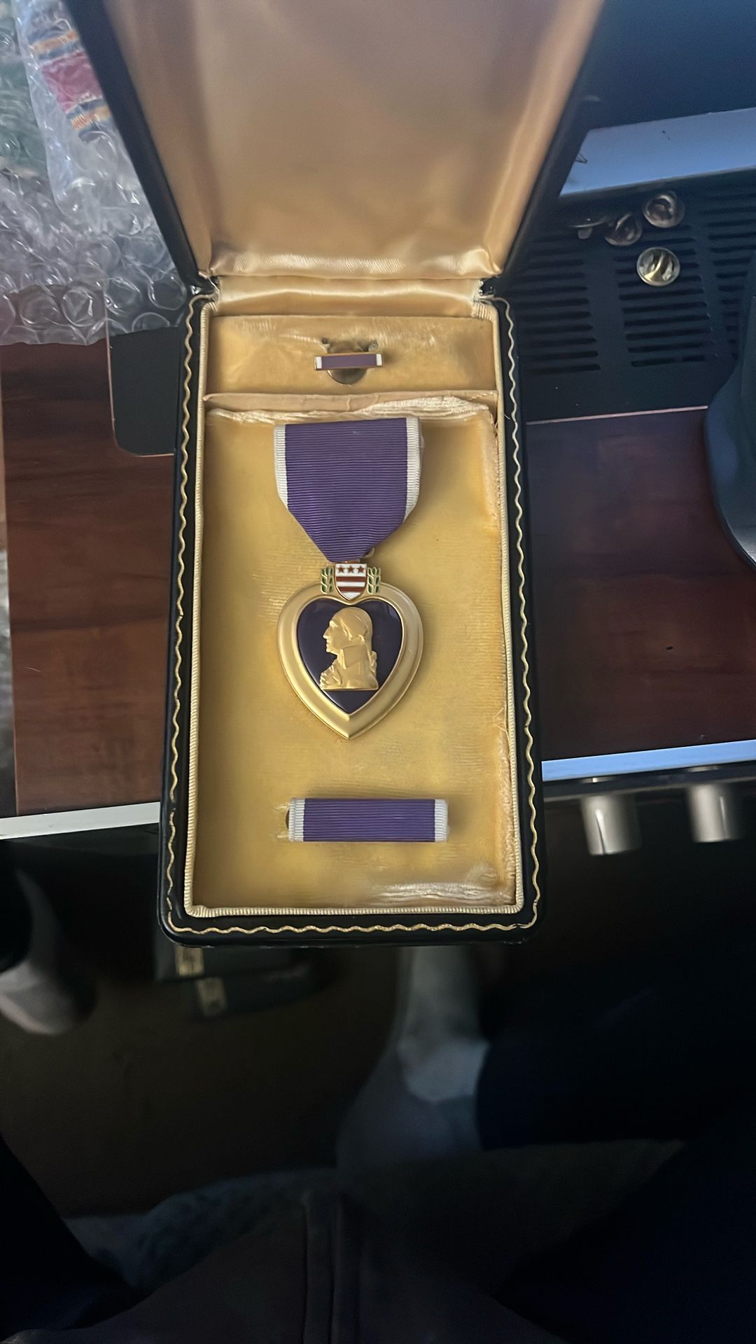 Genuine Vintage Unnamed Ww2 Purple Heart Set/Box
