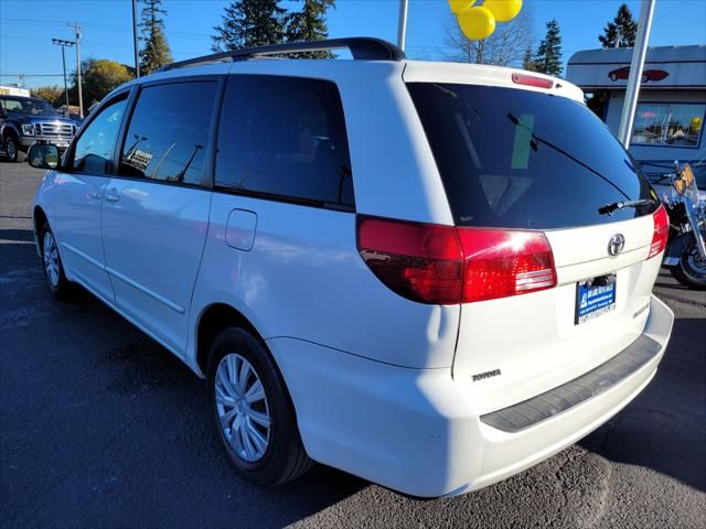 2005 Toyota Sienna