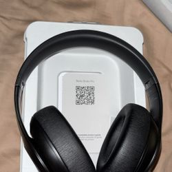 Beats Studio Pro