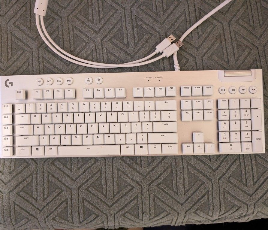 Logitech G815 (Tactile)