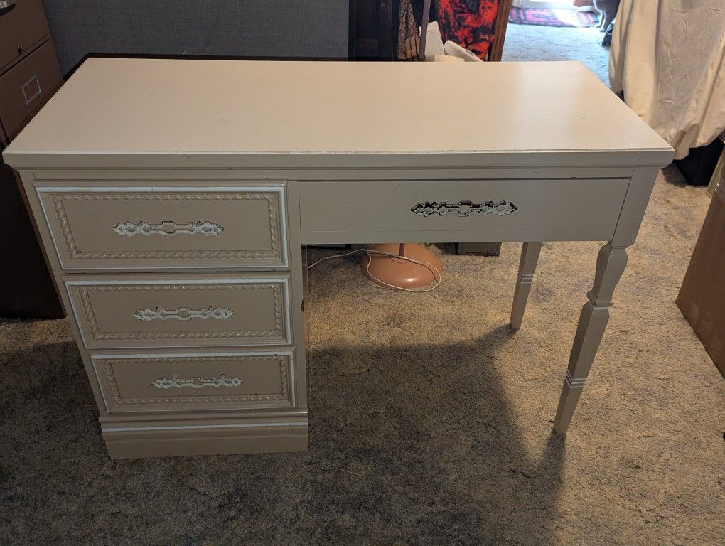 Desk With Drawers
