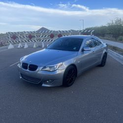 2004 BMW 530i 