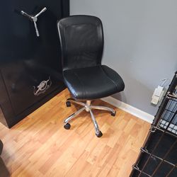 Metal Desk/chair