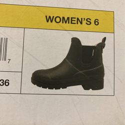 CUTE VERY COMFORTABLE Tretorn NIB Lina Black Waterproof Boots