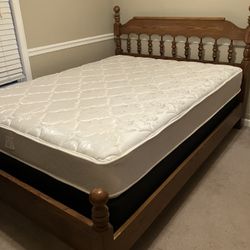 Queen Bed With Solid Oak Bed frame And Footboard. Mattress, Boxspring. Always Had A Mattress Cover On It. Clean Nonsmoking