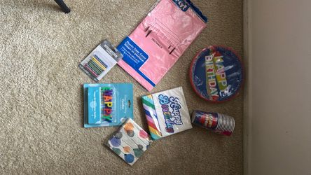 Birthday party supplies ( New)