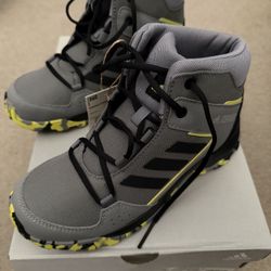 Adidas Kids Hiking Boots Size 2