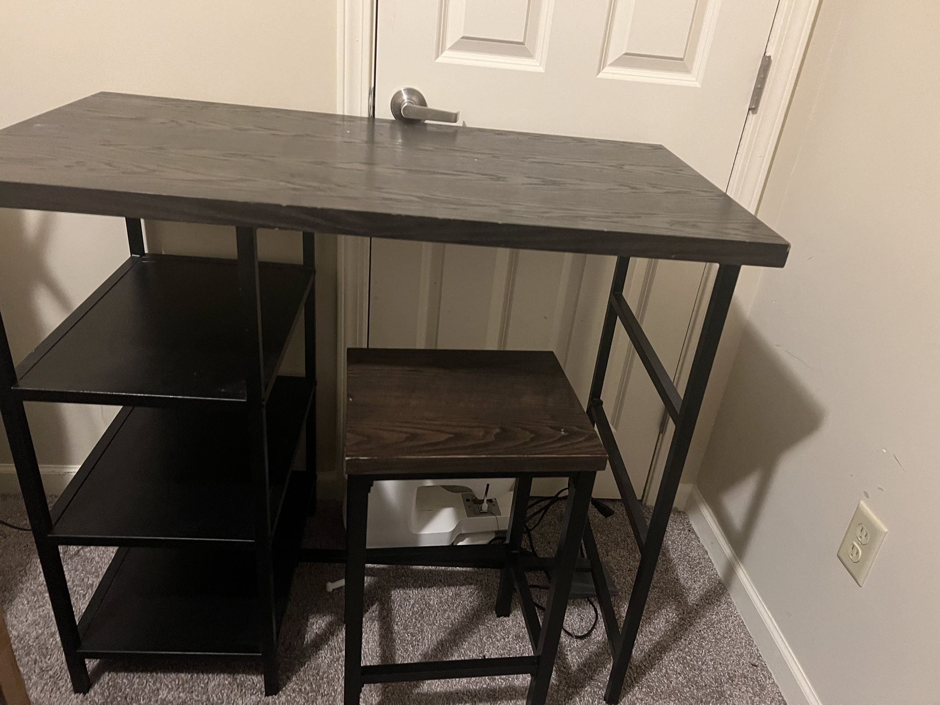 Dining Table With 2 Chairs