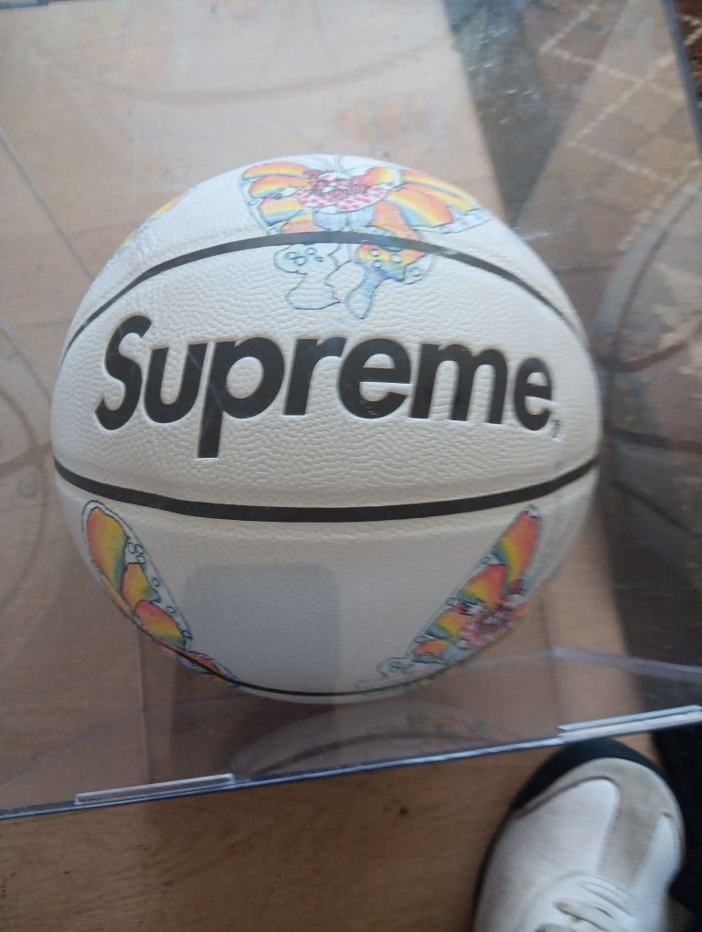 Basketball Ball Supreme Butterfly Basketball Supreme Gonz