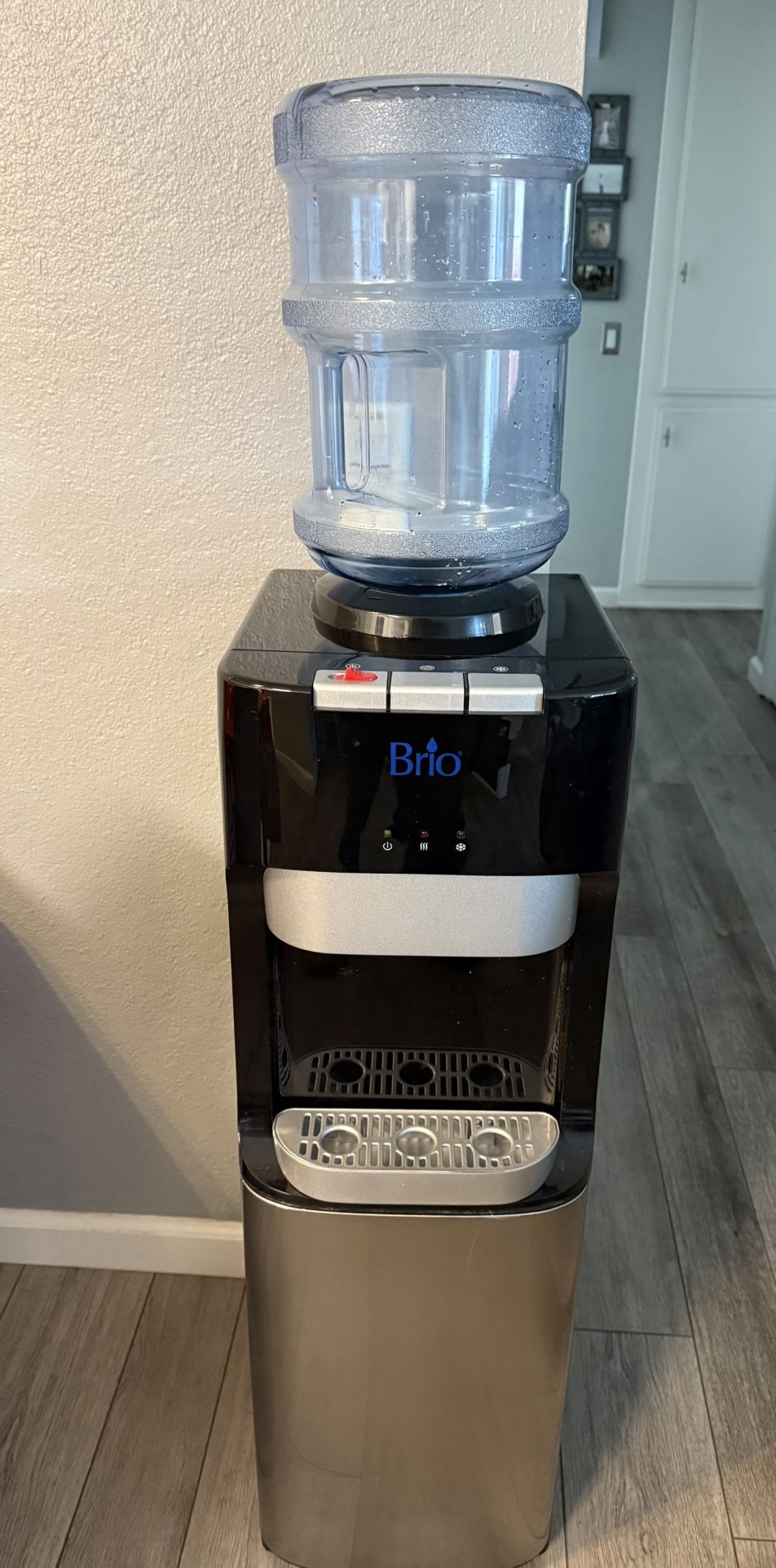 Water Dispenser Brio