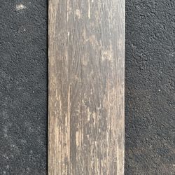 Porcelain Tile - 8” x 24” - Wood Grain - 670 sqft