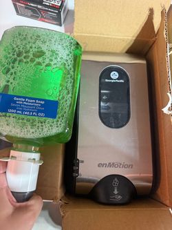Georgia-Pacific enMotion Automated Soap Dispenser