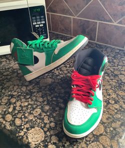 Lucky green 1s size 10 M