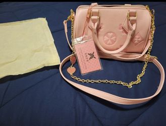 Cute Lil Pink Bag!*$20 If Pick Up Today Or Tomorrow!*