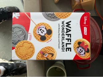 Disney Brand new waffle plates
