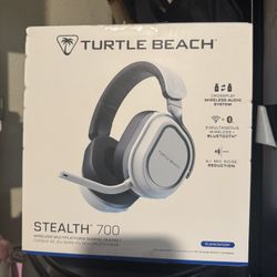 Turtle Beach - Stealth 700 Gen 3 Wireless gaming Headset (White)