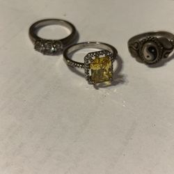 Three vintage sterling silver rings