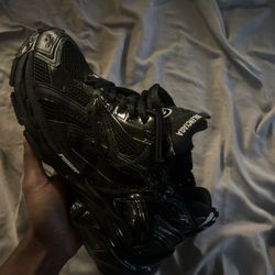 Balenciaga Runners (Black)