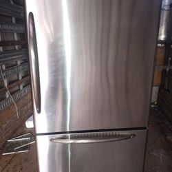 Armanda Refrigerator 