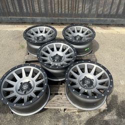 Icon Compression Wheels 17”5x5 Jeep Wrangler JK/JL & Gladiator Models “used Set Of 5”