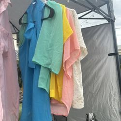 Women’s Men’s Clothes 