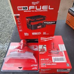 M18 FUEL PACKOUT 18-Volt Lithium-Ion Cordless 2.5 Gal. Wet/Dry Vacuum

