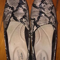 Clark’s Low Heel Pumps