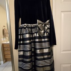 Elegant 10/12 Girl Dress