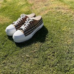Burberry Shoes Low Tops