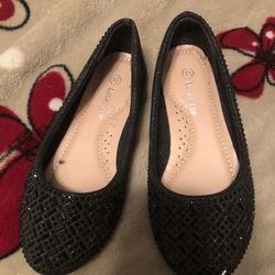 Little Girl Black Shoes Size 13