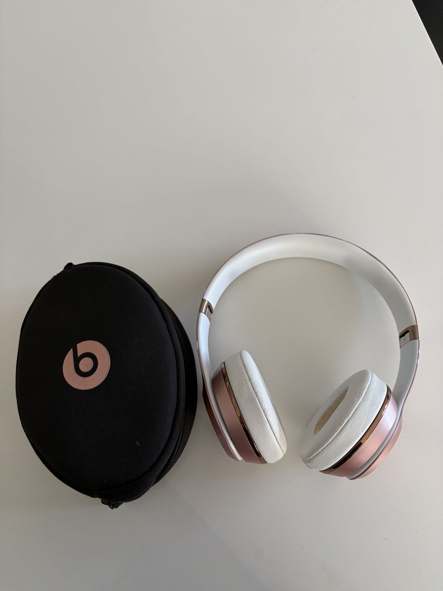 Preowned Wireless Beats Solo