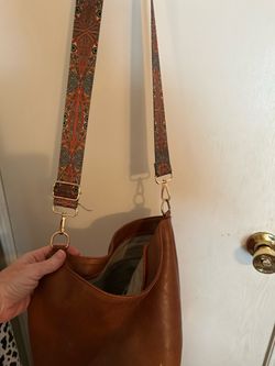 Vintage Leather Shoulder Bag with Patterned Strap
