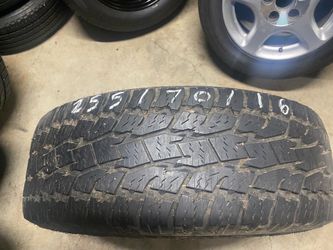 Toyo Open Country A/T III 255/70R16 Tire