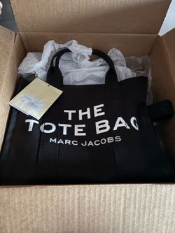Marc Jacob’s The Tote Bag (medium)