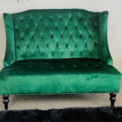 Green Tufted Velvet Loveseat 