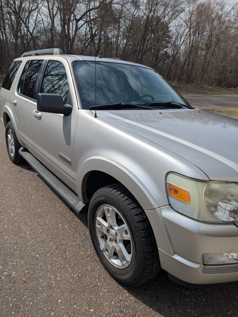 2008 Ford Explorer