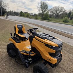 Cub cadet LT42in Rading Lawnmower! 