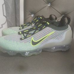 Nike Vapormax Size 11 