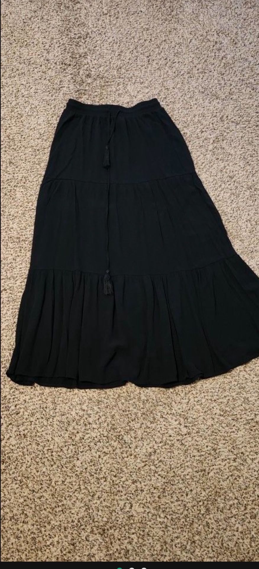 Lorena Rose Maxi skirt size M