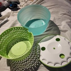 Salad Spinder Tupperware