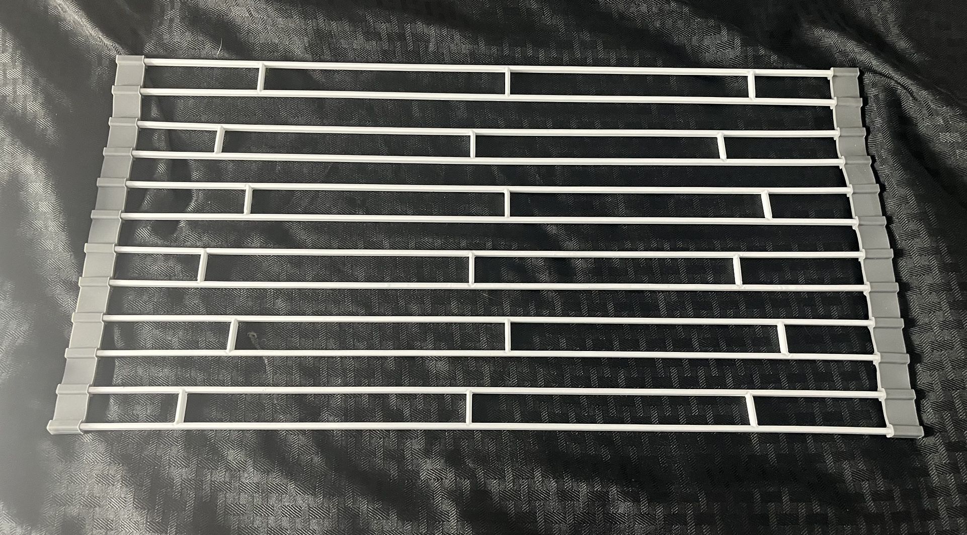 NEW - Sink Multipurpose Roll-Up Dish Drying Rack 