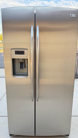 REFRIGERATOR GE STAINLESS STEEL