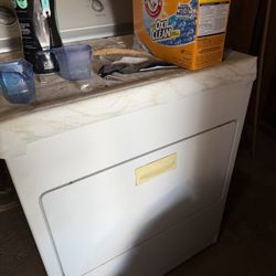 Washer Dryer Stove Dishwasher 