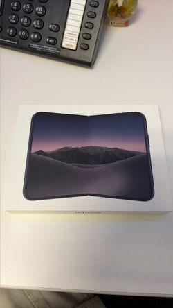 IPHONE DUO *NEW* UNLOCKED 256GB