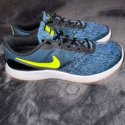 Women Nike shoes