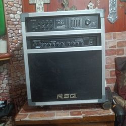 RSQFedtival 11-22 Amplifier And Built In Speakers Enclosed..